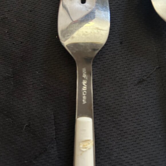 WMF Cromargan Torino 4 Salad Forks White plastic Handle 18/10 Stainless Flatware - Picture 5 of 10